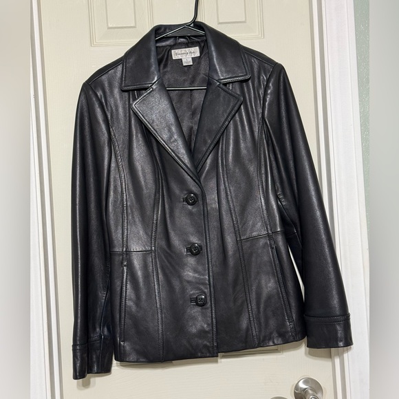 Preston & York Jackets & Blazers - Preston & York Classic Black Genuine 100% Lamb Skin Jacket Women’s size Large